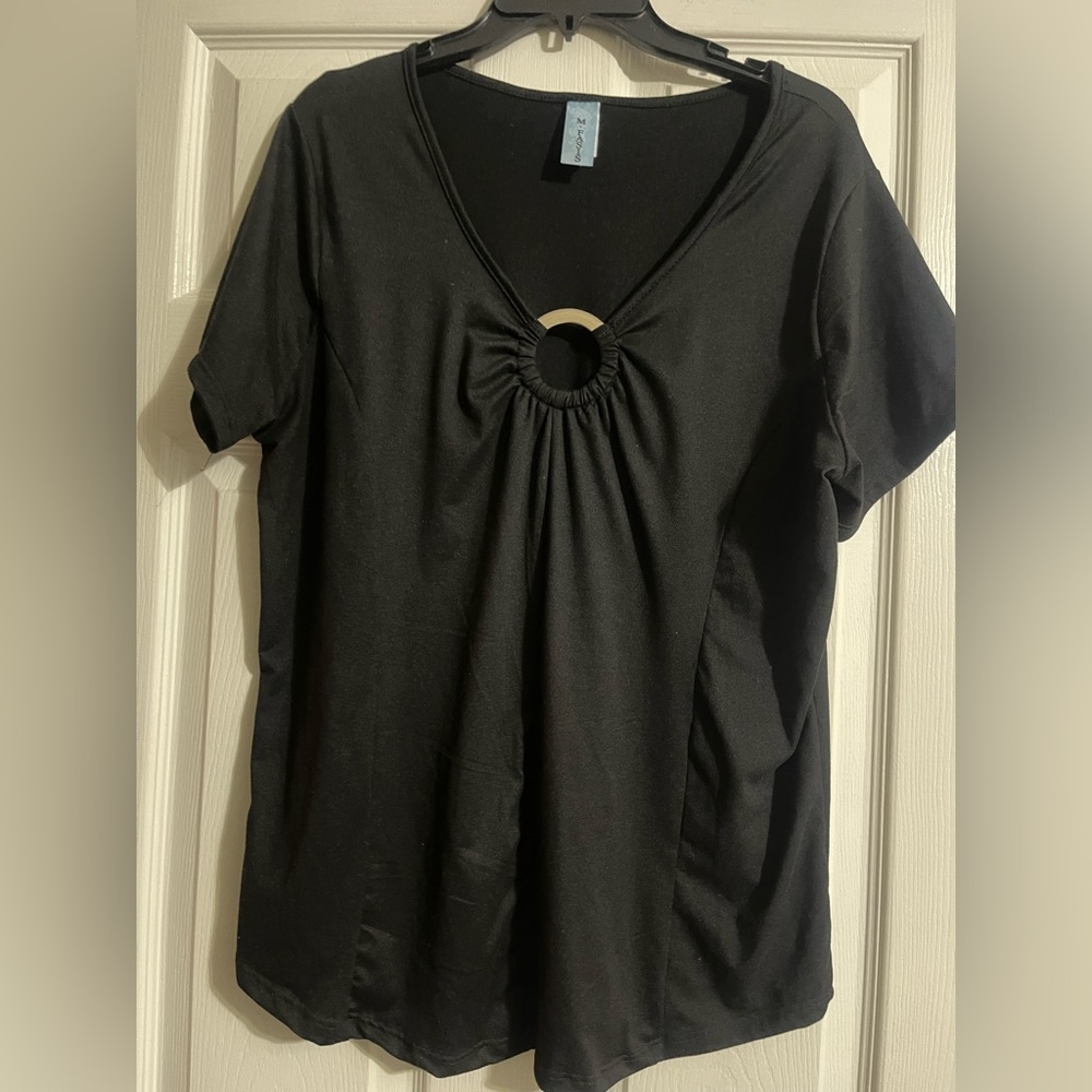 Women’s Black Top